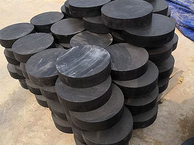 江西板式橡胶支座由若干层橡胶片与薄钢板经加压硫化